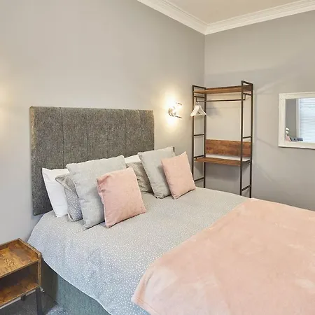 Ground Floor Scarborough