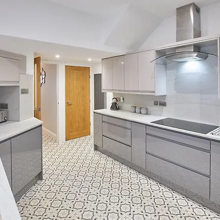 Ground Floor Apartman *