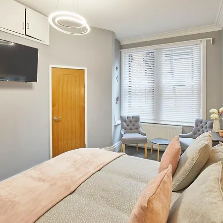 Apartment Ground Floor Scarborough